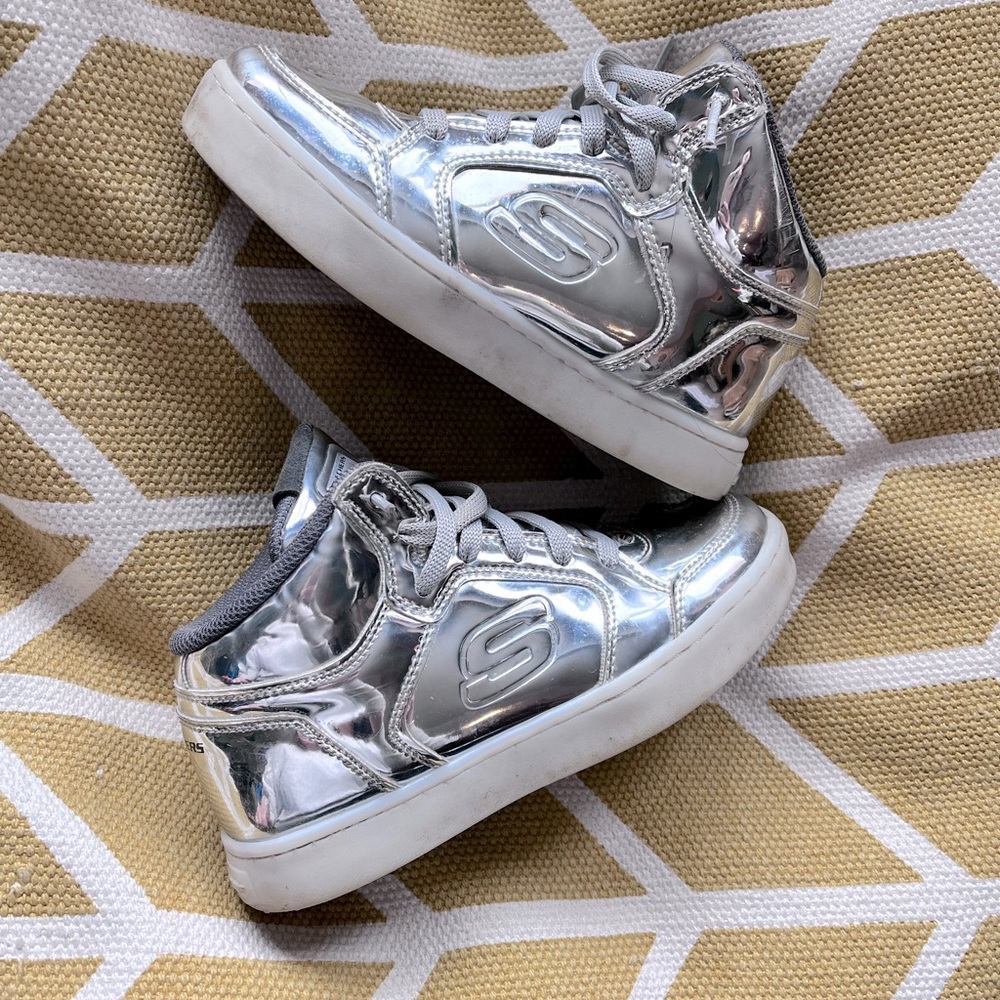 GIRLS Sketchers
